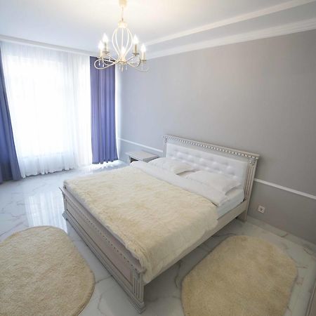 Leogrand Apartments On Kulisha 36 إلفيف المظهر الخارجي الصورة