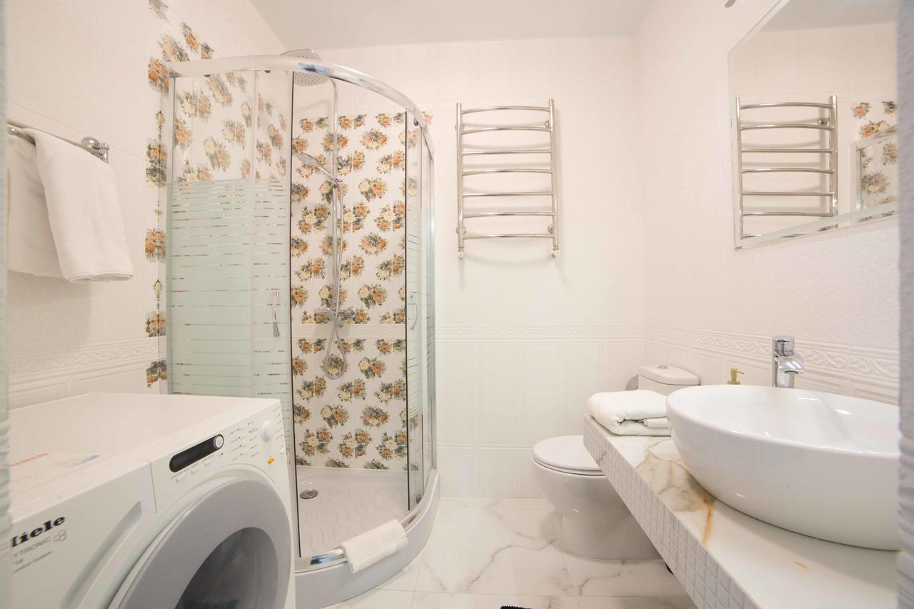 Leogrand Apartments On Kulisha 36 إلفيف المظهر الخارجي الصورة