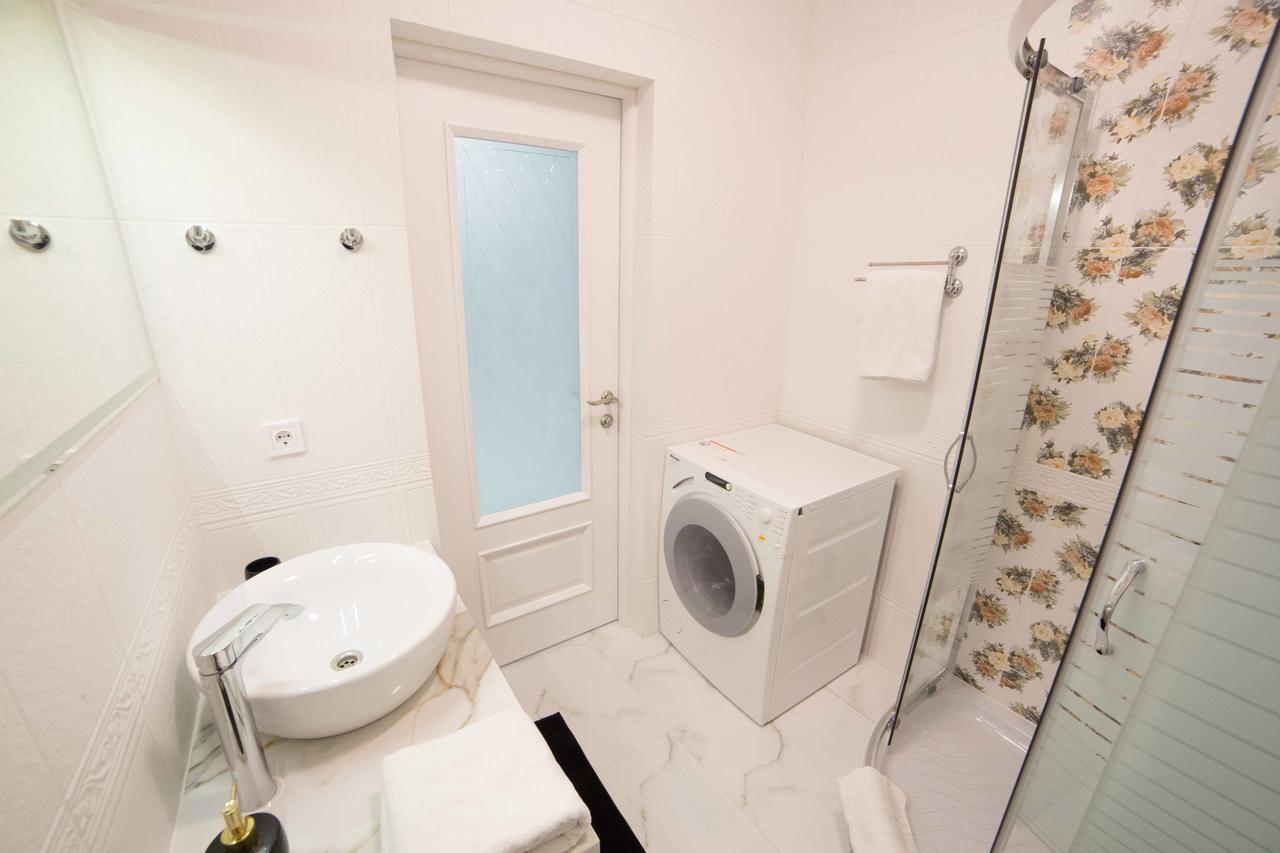 Leogrand Apartments On Kulisha 36 إلفيف المظهر الخارجي الصورة
